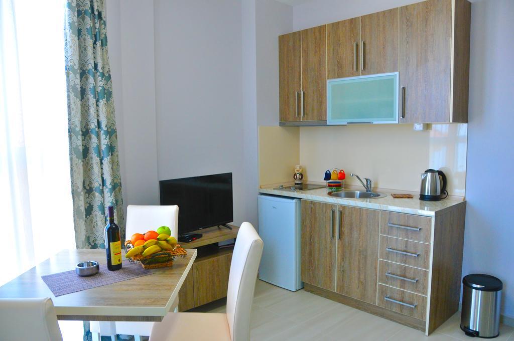 Ambassador & Ambassador Lux Apartments Ulcinj Exteriör bild